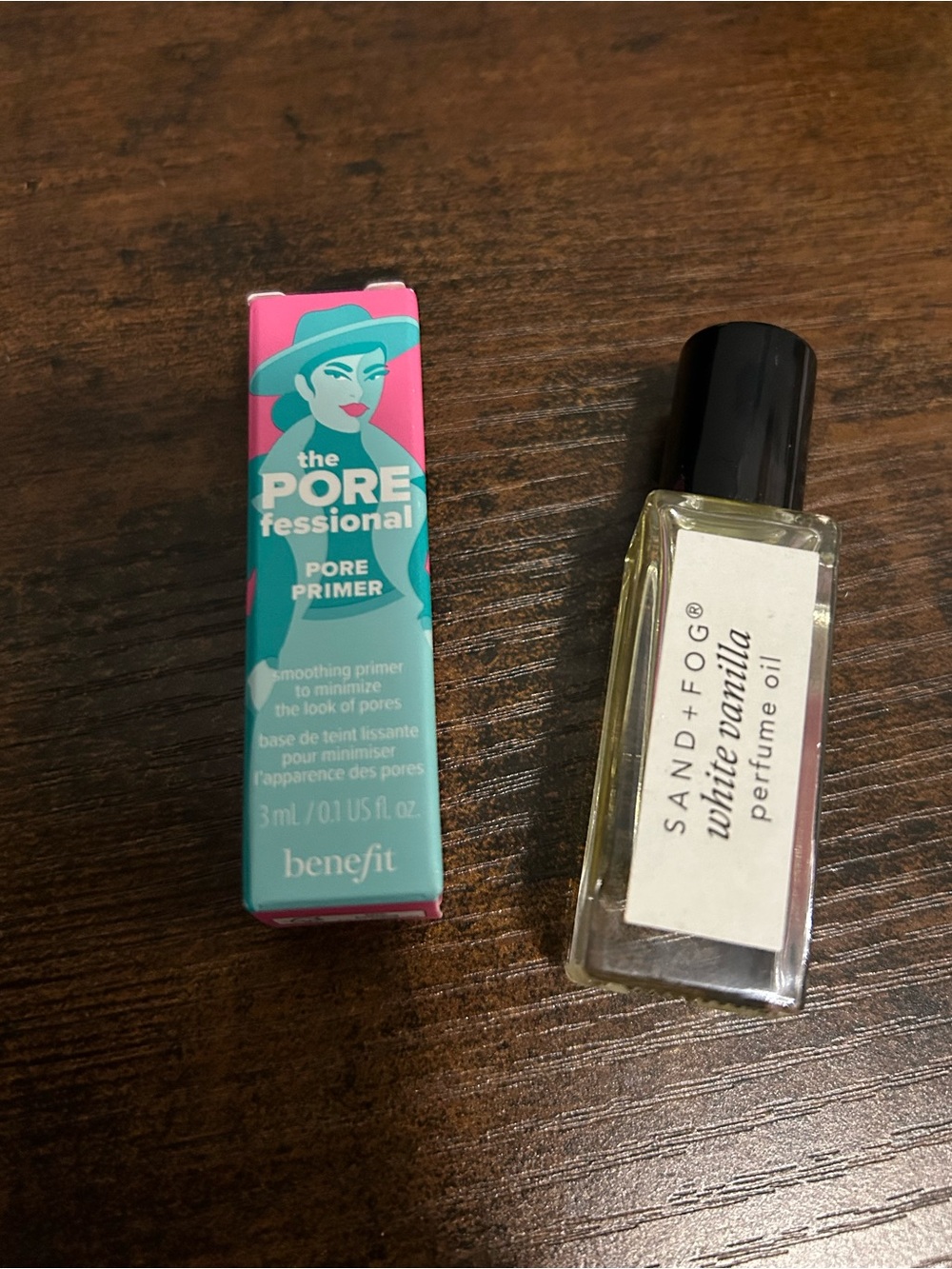 Benefit POREfessional Primer - Teal & Pink Box and perfume oil